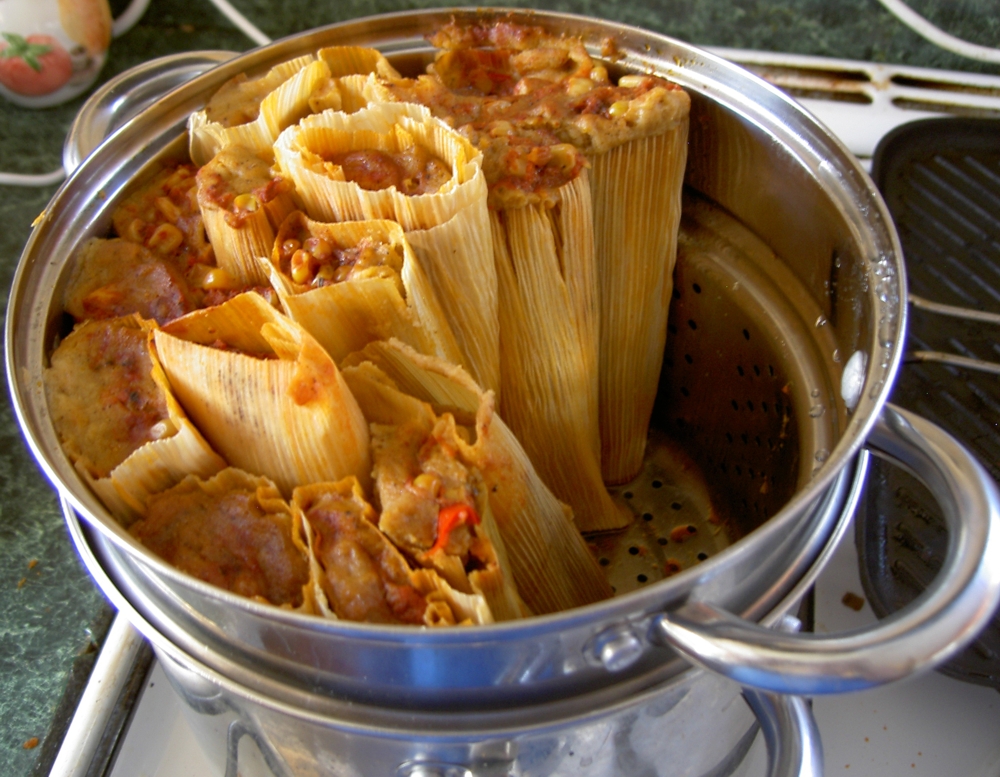 tamales-in-steamer-forweb.jpg